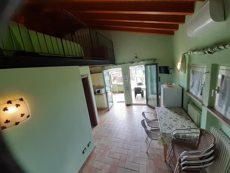 פסקיארה דל גארדה Agriturismo Lizzarola מראה חיצוני תמונה