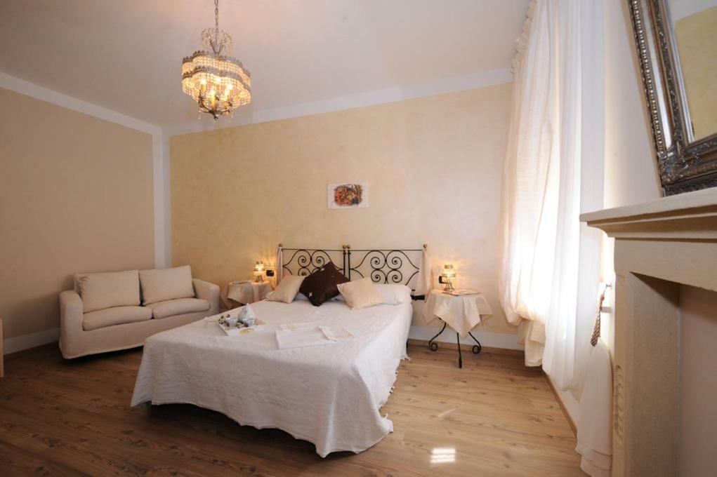פסקיארה דל גארדה Agriturismo Lizzarola מראה חיצוני תמונה