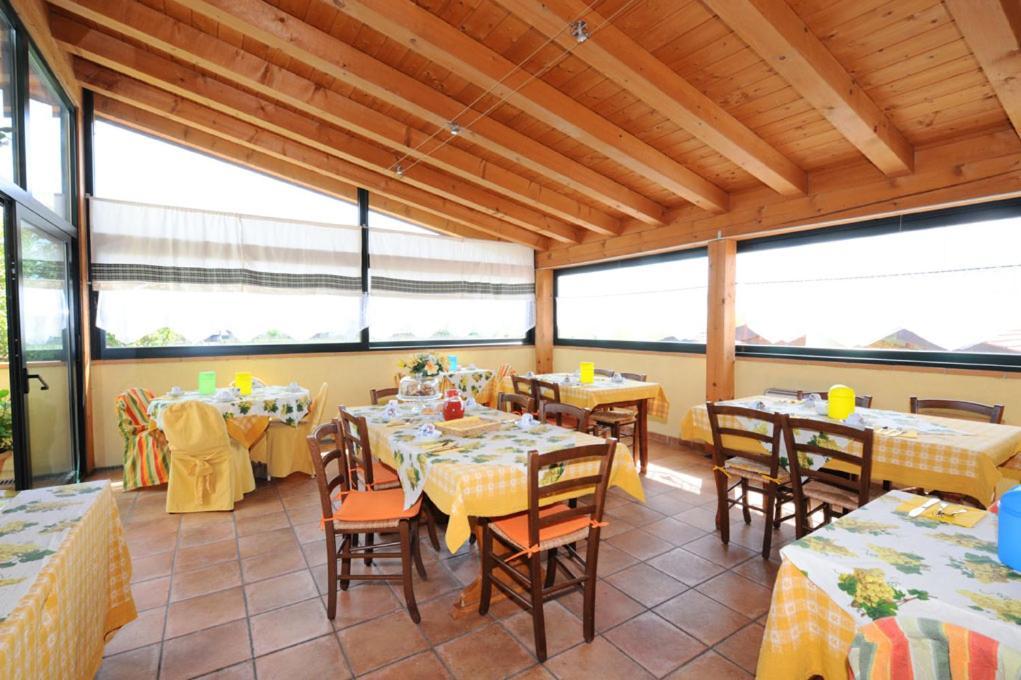 פסקיארה דל גארדה Agriturismo Lizzarola מראה חיצוני תמונה